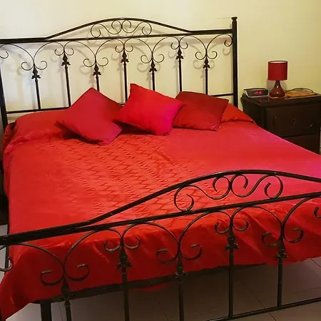 Casa Vacanza Alba *
